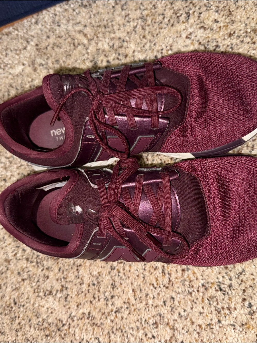 Well Worn New Balance Women's Burgundy Athletic Sneakers